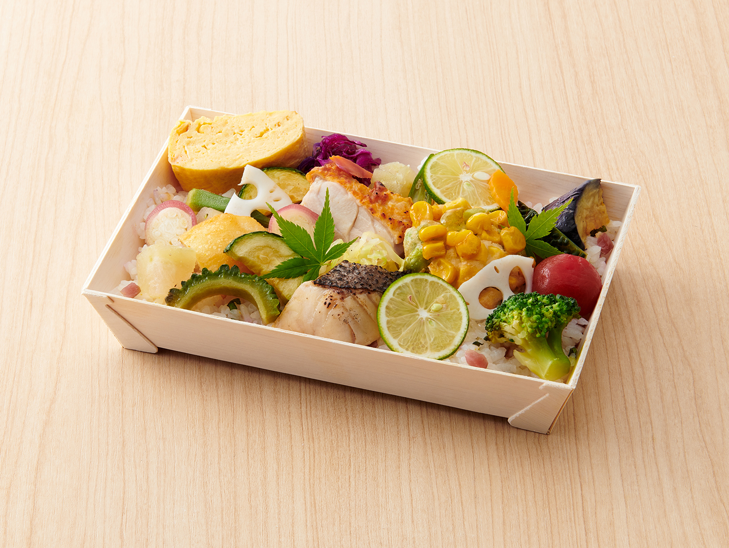 夏のにぎやか弁当 涼風
